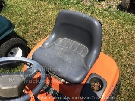 Husqvarna YTH150 - Photo 4