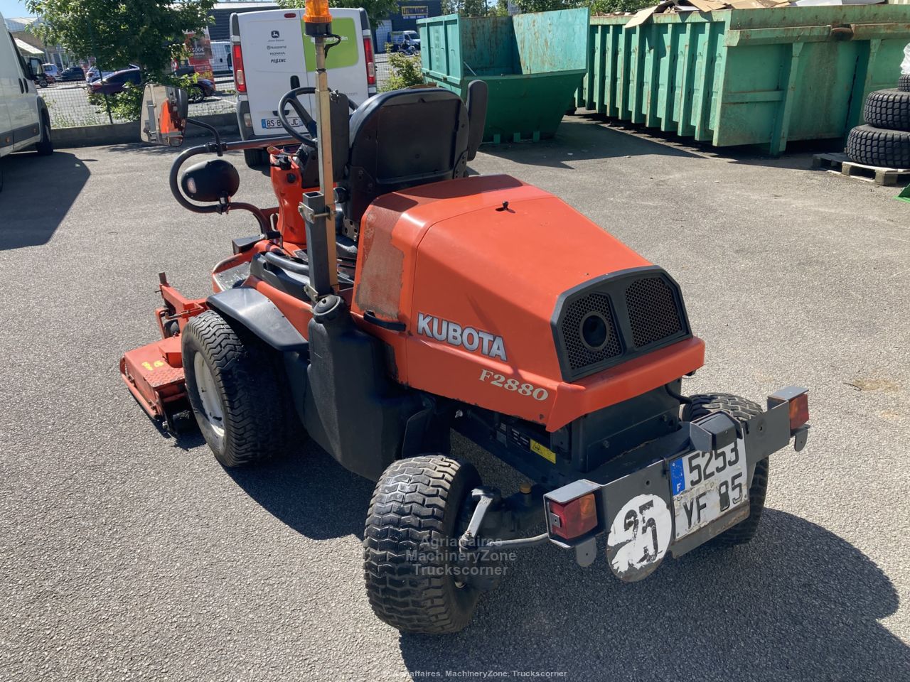 Kubota F2880 - Photo 3